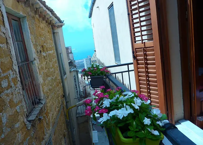 فندق مبيت وإفطار Corte Dei Greci أغريجنتو